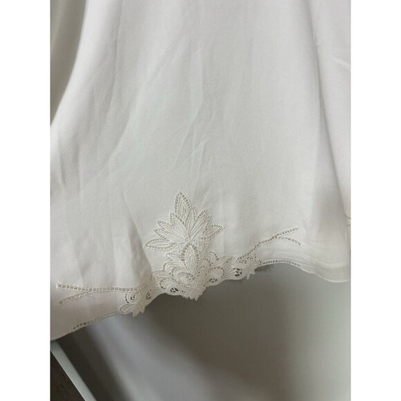 Lovers + Friends Daphne Mini Dress in Ivory with Lace Applique Size M - Picture 3 of 7